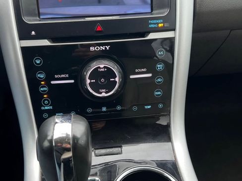 Used 2013 Ford Edge Limited AWD/4WD image 11