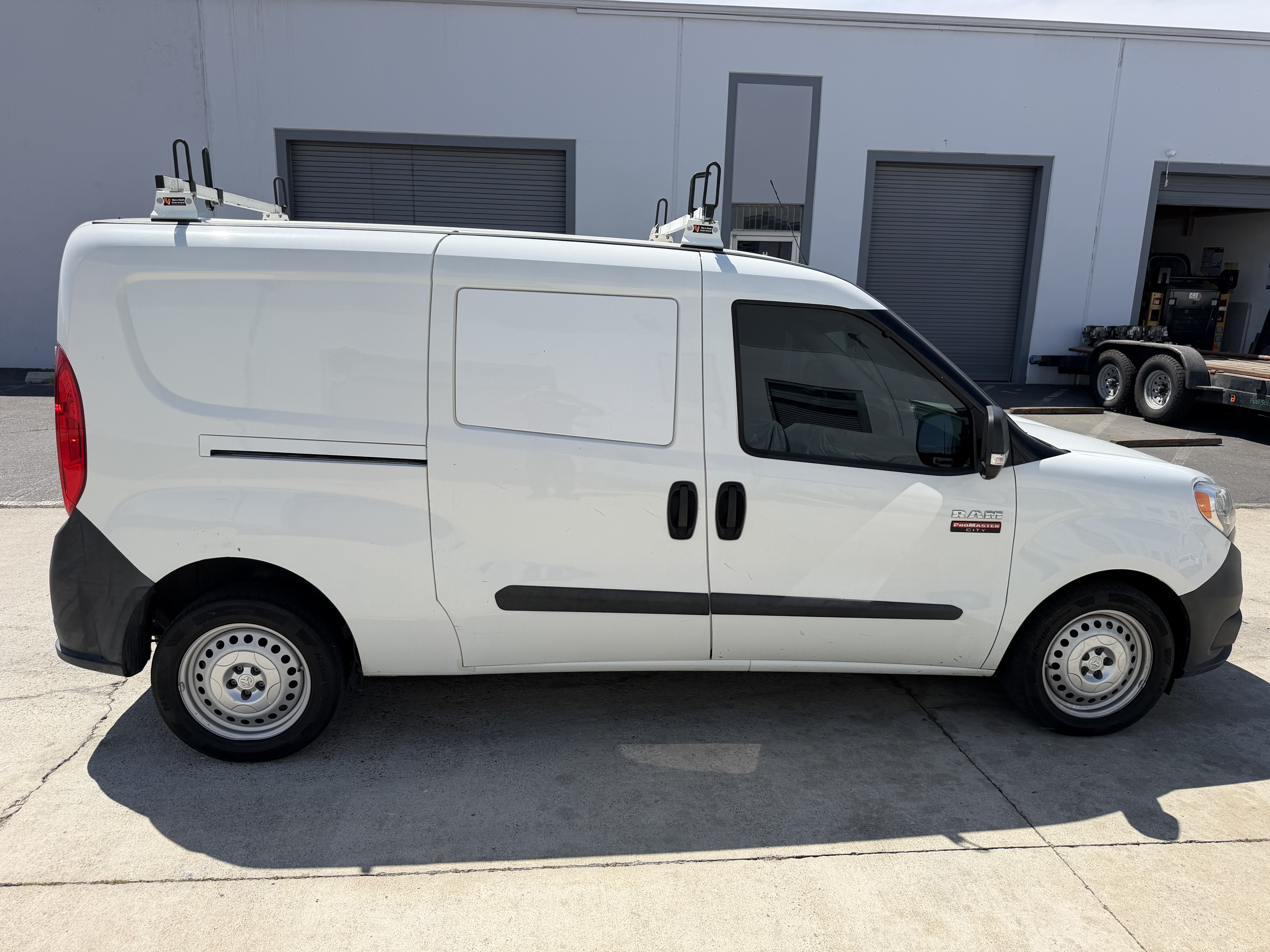 Used 2021 RAM ProMaster City Tradesman FWD image 4