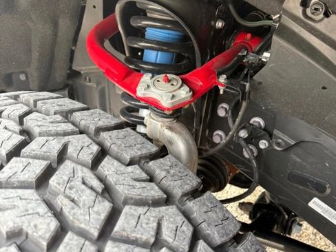 Used 2025 Toyota Tacoma TRD Off-Road w/ TRD Off Road Upgrade Package image 9