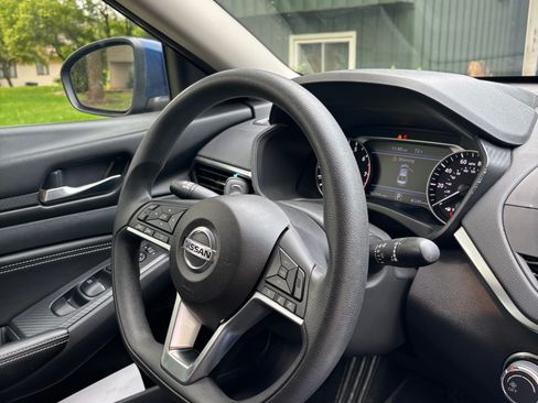 Used 2019 Nissan Altima 2.5 S image 11