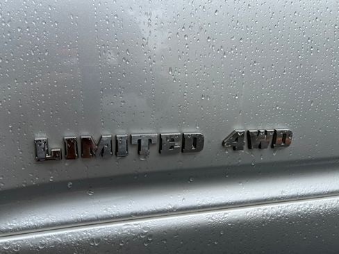 Used 2005 Toyota 4Runner Limited image 15