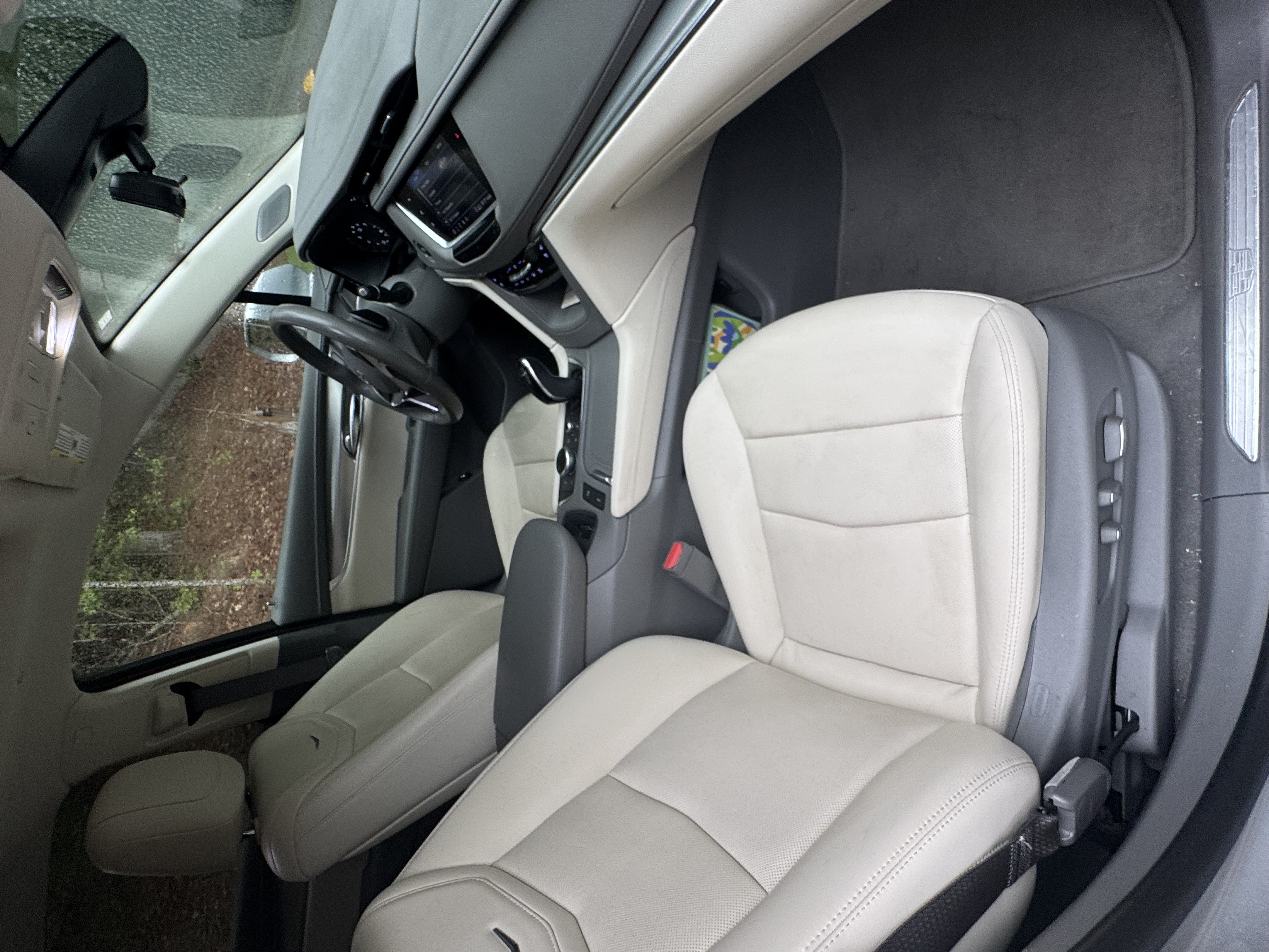 Used 2020 Cadillac XT5 Premium Luxury FWD image 10