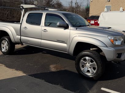 Used 2014 Toyota Tacoma 4x4 Double Cab w/ TRD Sport Package