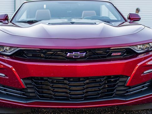 Used 2021 Chevrolet Camaro SS image 4