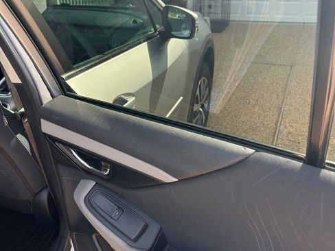 Used 2020 Subaru Outback Premium image 10