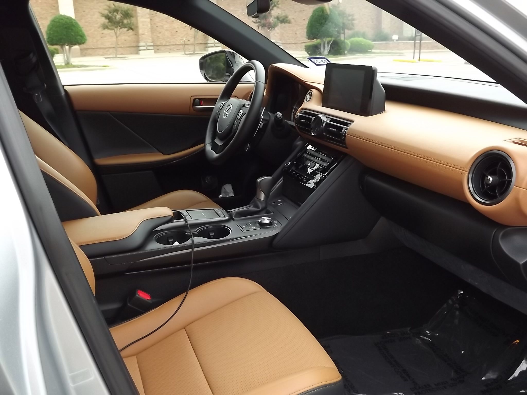 Used 2024 Lexus IS 300 w/ Premium Package RWD image 5