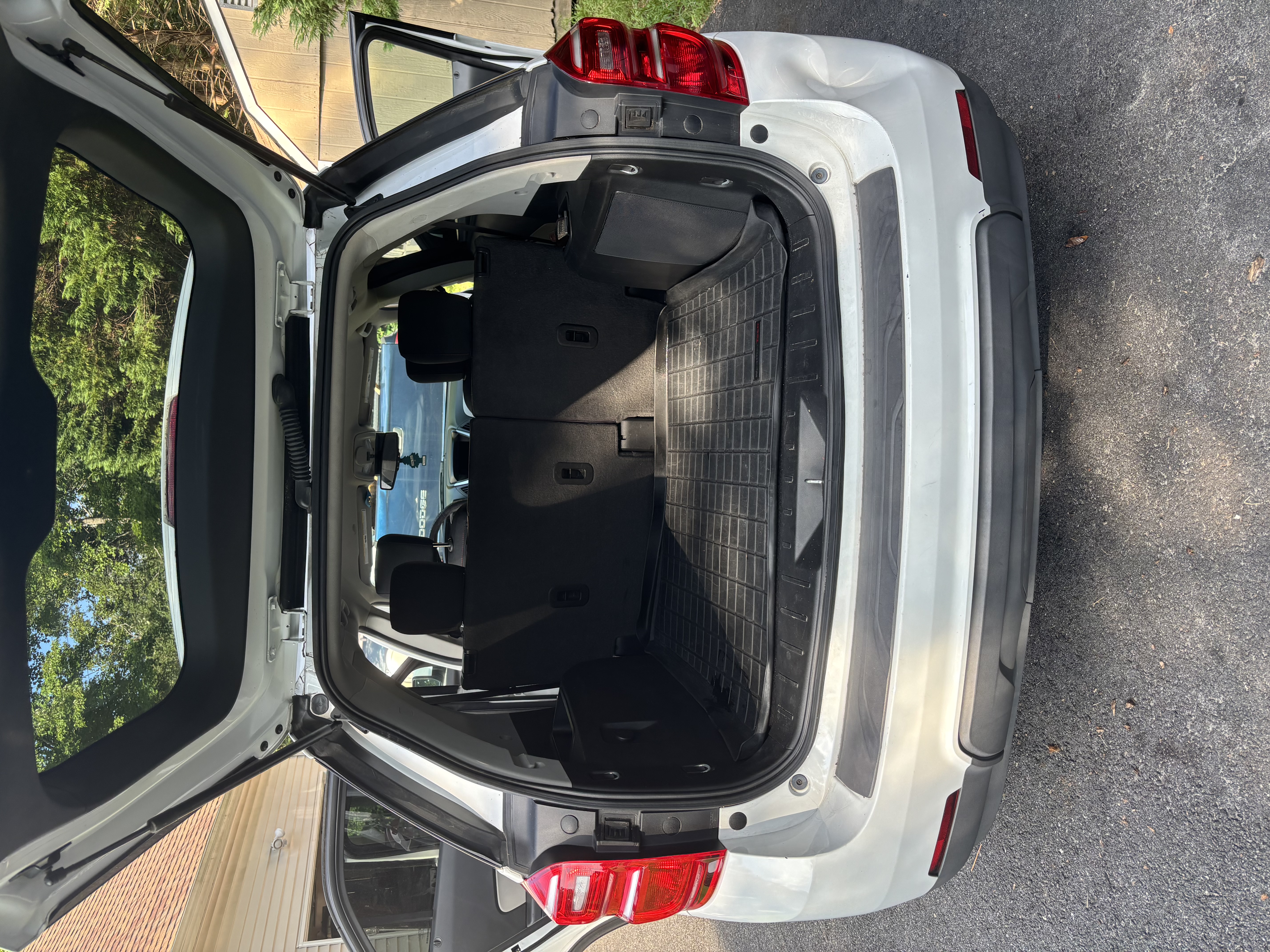 Used 2016 Chevrolet Equinox LT w/ Convenience Package AWD/4WD image 10