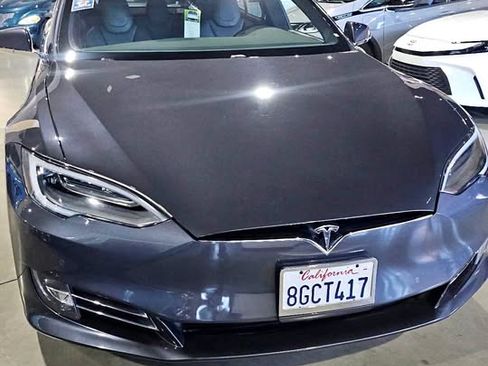 Used 2018 Tesla Model S 100D image 10