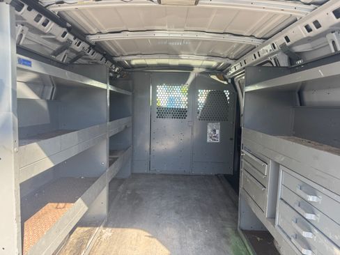 Used 2008 GMC Savana 2500 image 12