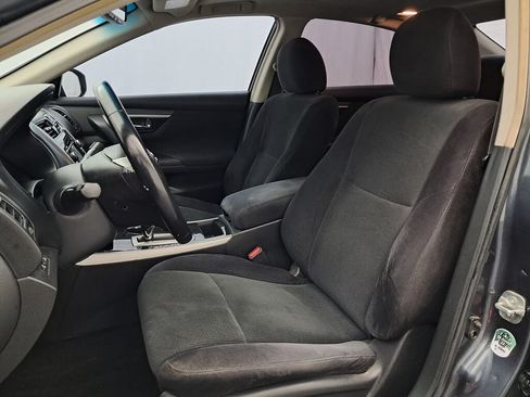 Used 2013 Nissan Altima 2.5 SL w/ Technology Pkg image 4