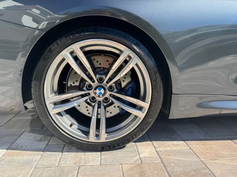 Used 2015 BMW M4 Convertible image 20
