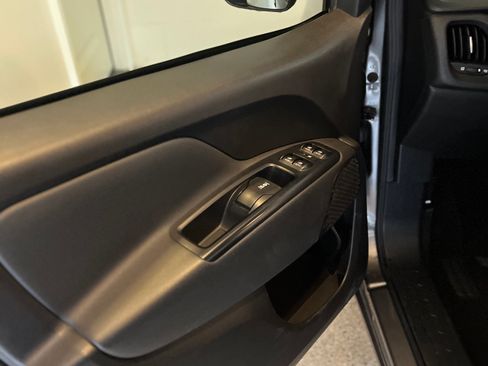 Used 2020 RAM ProMaster City SLT w/ Popular Equipment Group image 9