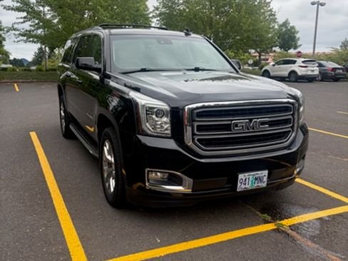 Used 2020 GMC Yukon XL SLT AWD/4WD image 2