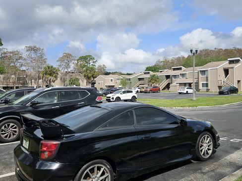 Used 2004 Toyota Celica GT-S FWD image 5
