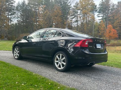 Used 2016 Volvo S60 T5 Premier image 4