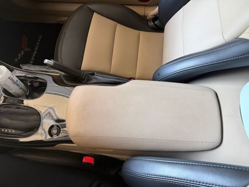 Used 2012 Chevrolet Corvette Grand Sport w/ 3LT Preferred Equipment Group RWD image 12