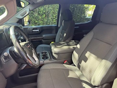 Used 2020 GMC Sierra 1500 Elevation image 11