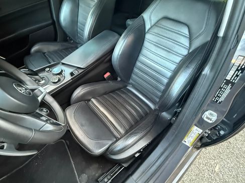 Used 2018 Alfa Romeo Giulia Ti Sport w/ Quick Order Package 22U Sport RWD image 6