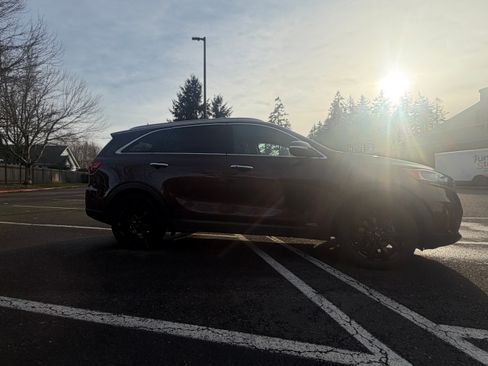 Used 2020 Kia Sorento EX image 9