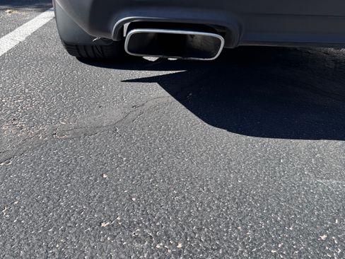 Used 2015 Dodge Challenger R/T Plus image 31