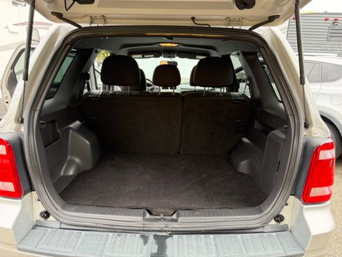 Used 2010 Ford Escape XLT FWD image 10