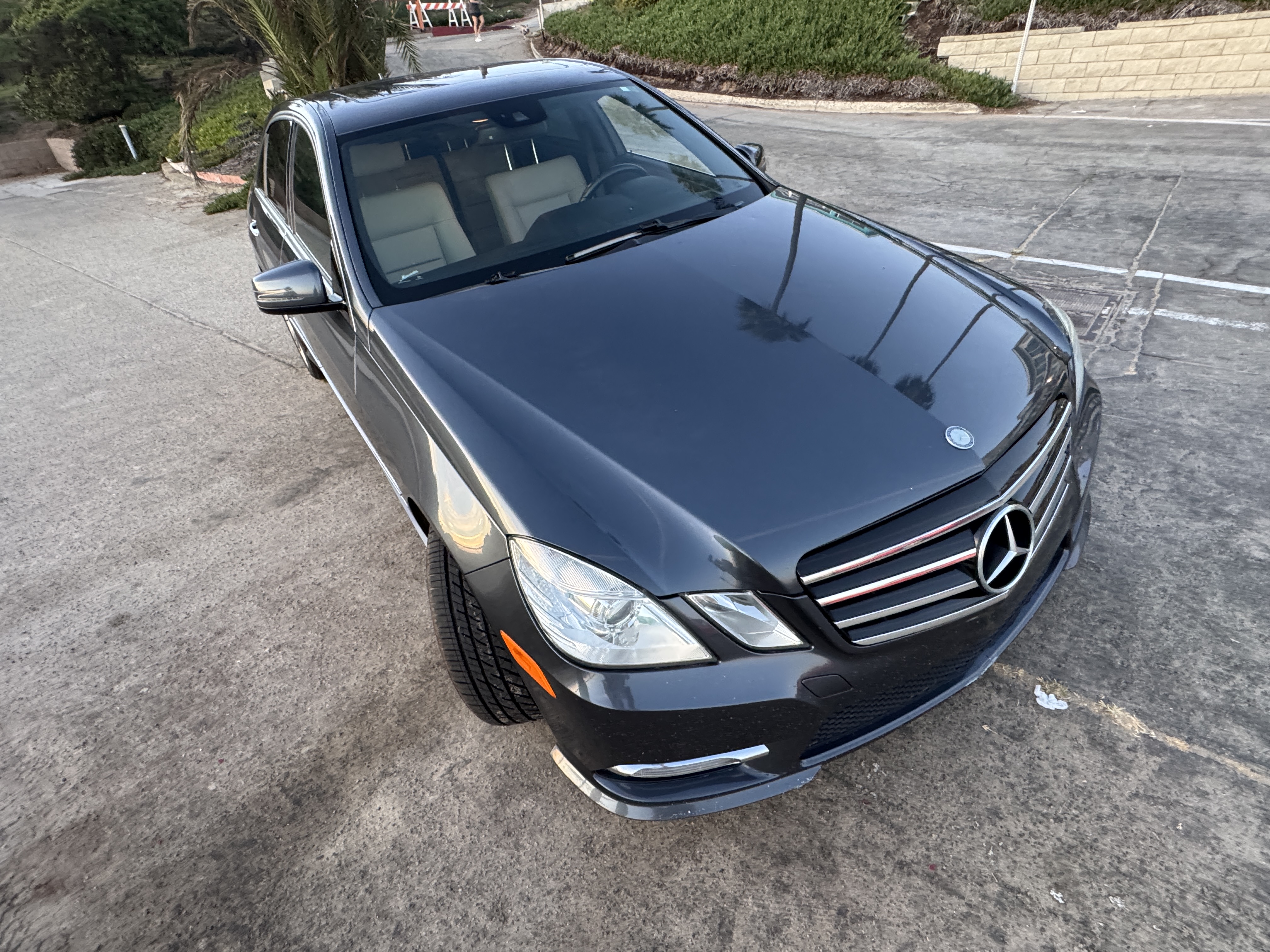 Used 2013 Mercedes-Benz E 350 4MATIC Sedan image 1