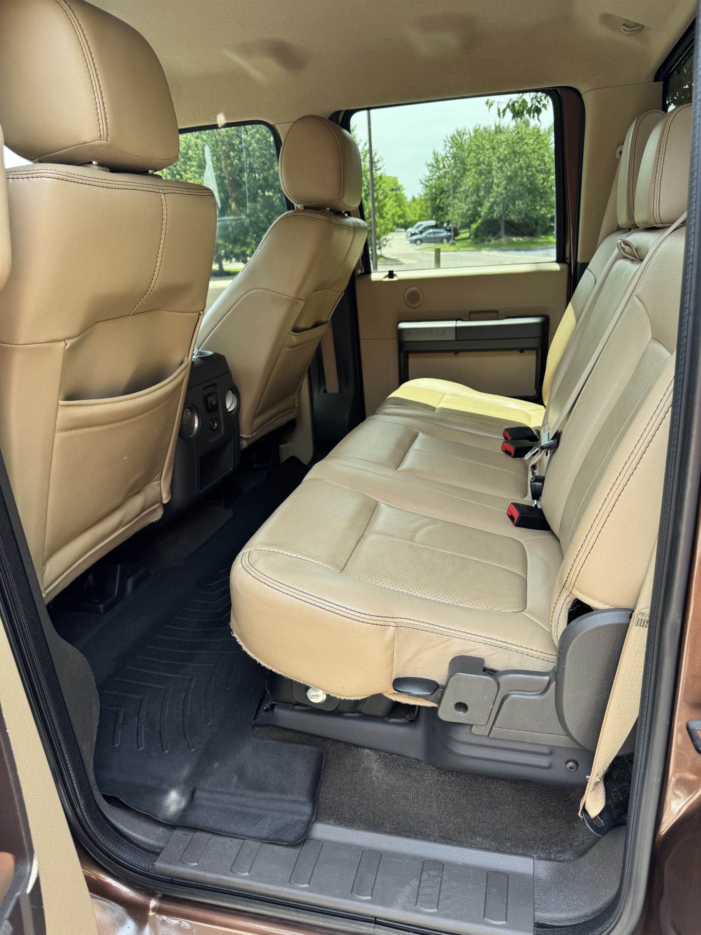 Used 2012 Ford F350 Lariat w/ Chrome Pkg AWD/4WD image 16
