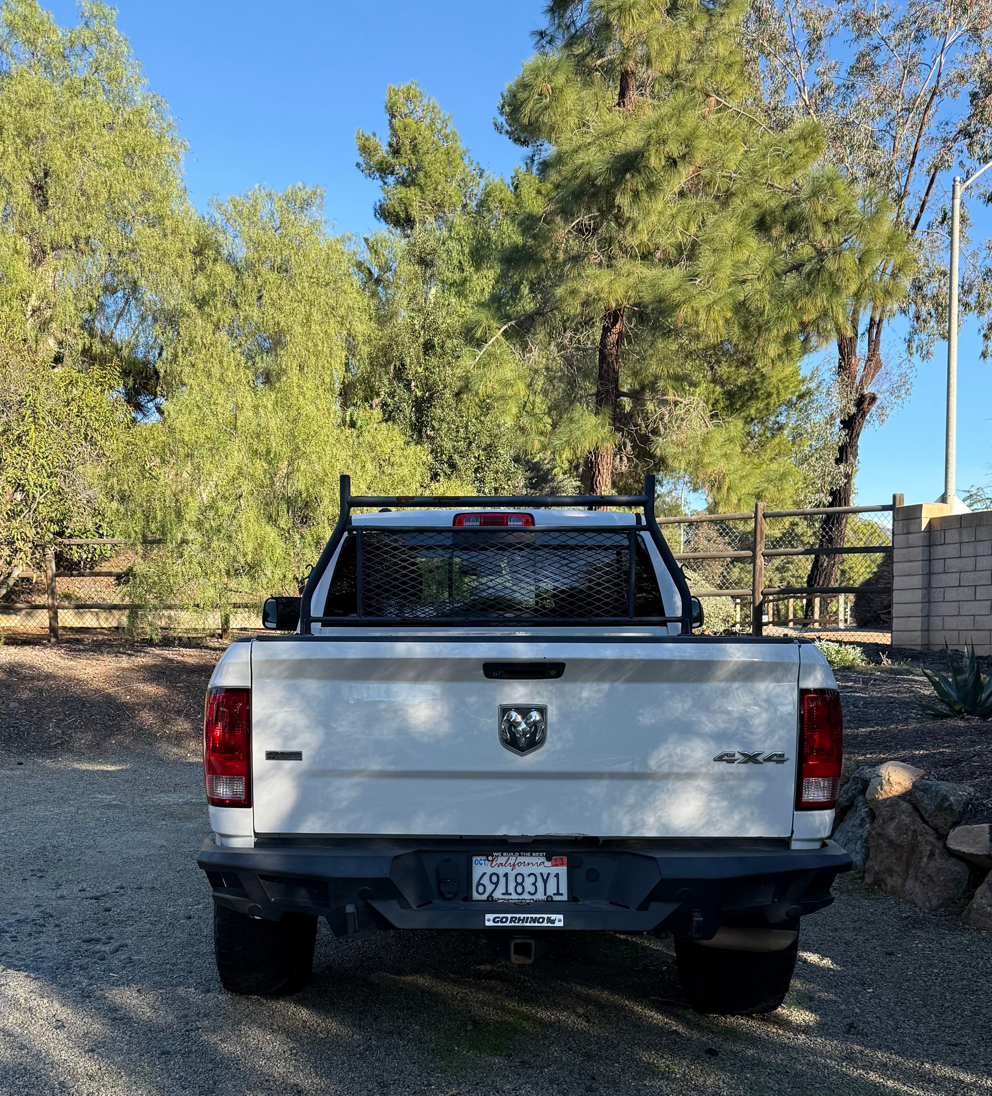 Used 2016 RAM 1500 Classic SLT w/ Trailer & Traction Group AWD/4WD image 5