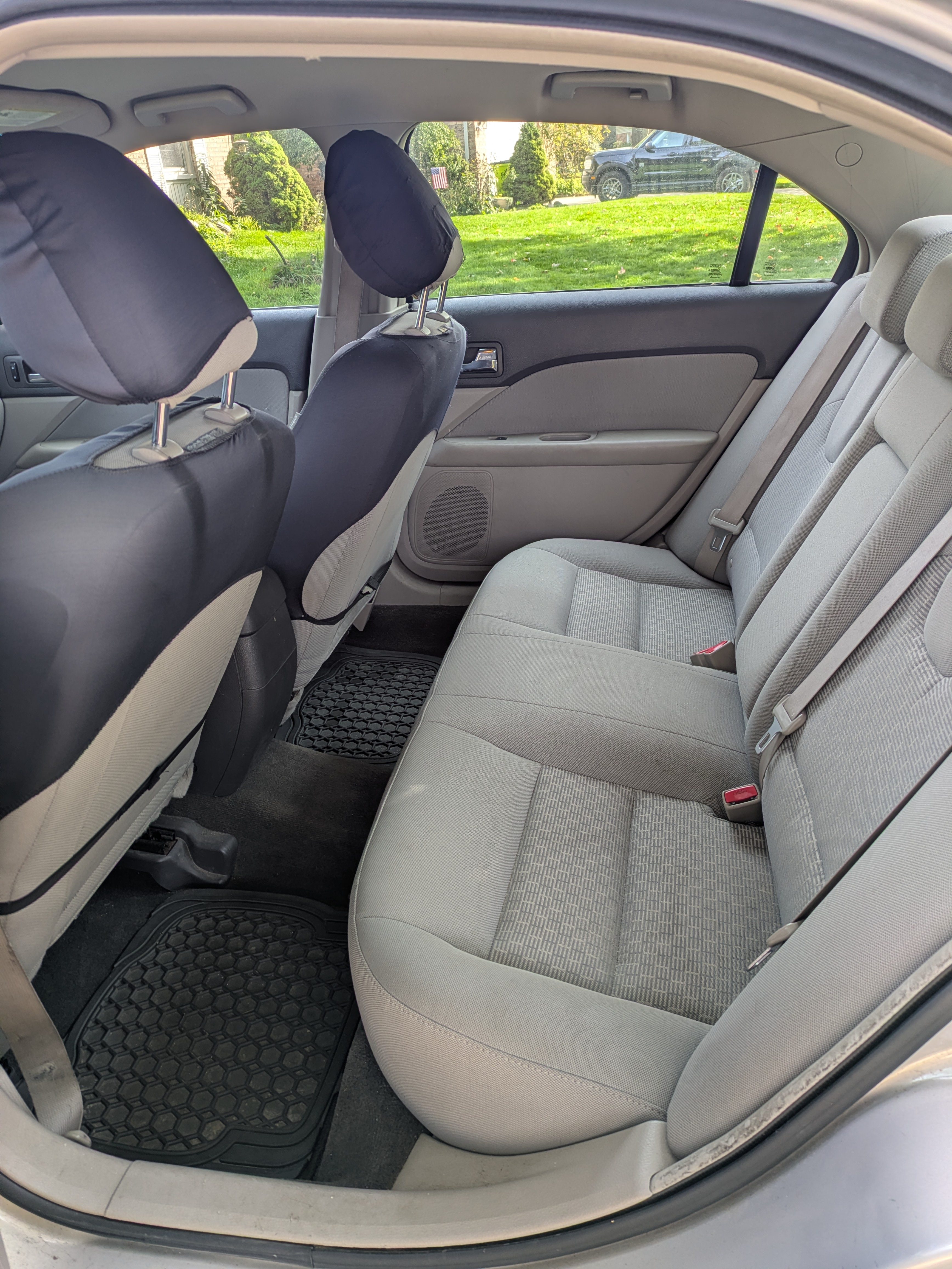 Used 2010 Ford Fusion S FWD image 14