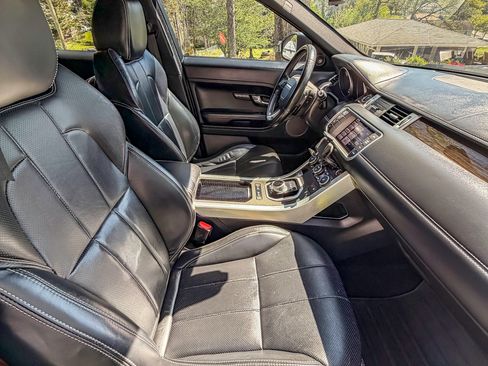 Used 2014 Land Rover Range Rover Evoque Prestige image 13