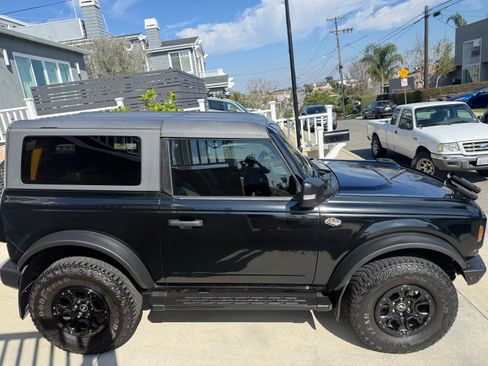 Used 2022 Ford Bronco Wildtrak image 6