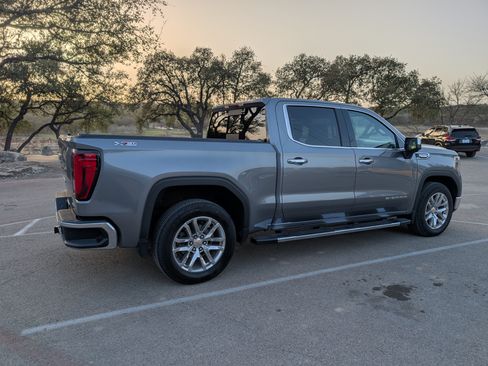 Used 2022 GMC Sierra 1500 SLT image 6