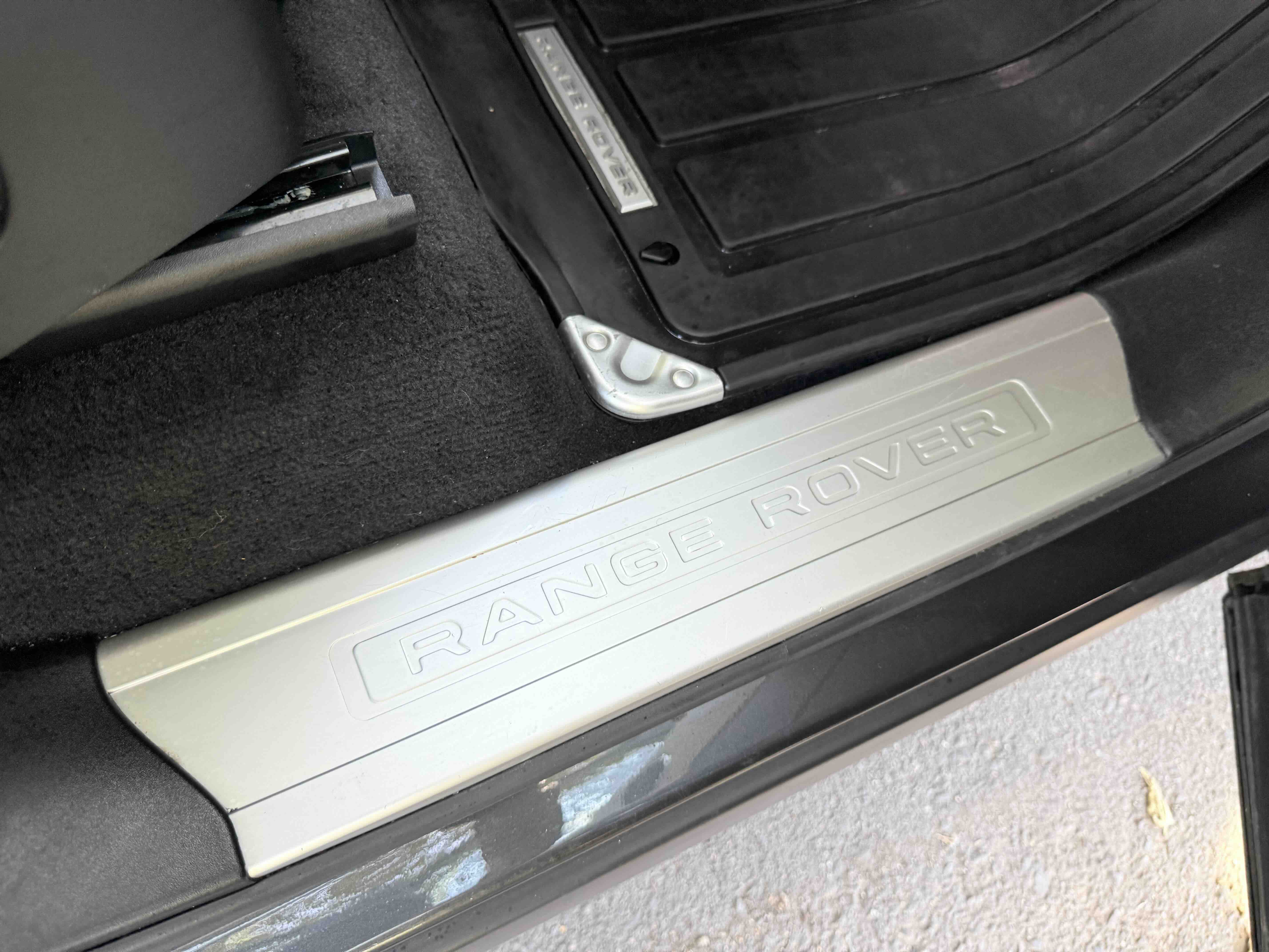 Used 2018 Land Rover Range Rover Sport HSE Dynamic AWD/4WD image 19