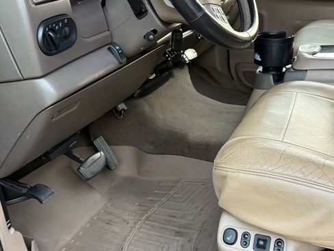 Used 2003 Ford Excursion Limited image 10