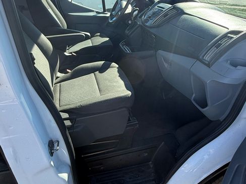 Used 2017 Ford Transit 350 XLT image 17