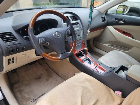 Used 2011 Lexus ES 350 image 6