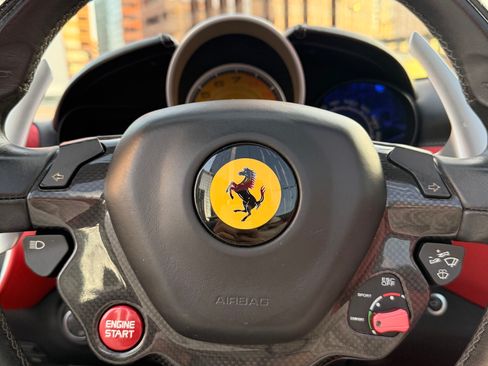 Used 2017 Ferrari California T image 9