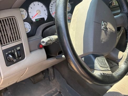 Used 2004 Dodge Ram 1500 Truck SLT w/ Big Horn Quad Cab Value Group AWD/4WD image 12