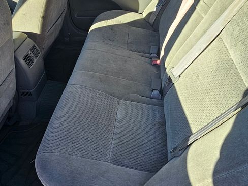 Used 2002 Toyota Camry XLE image 19