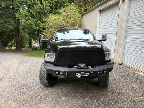 Used 2018 RAM 3500 Laramie AWD/4WD image 1