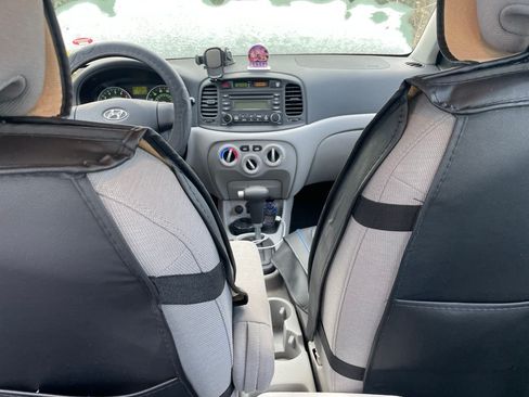 Used 2007 Hyundai Accent GLS image 11