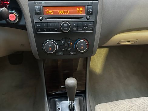 Used 2012 Nissan Altima 2.5 S w/ Convenience Pkg FWD image 19