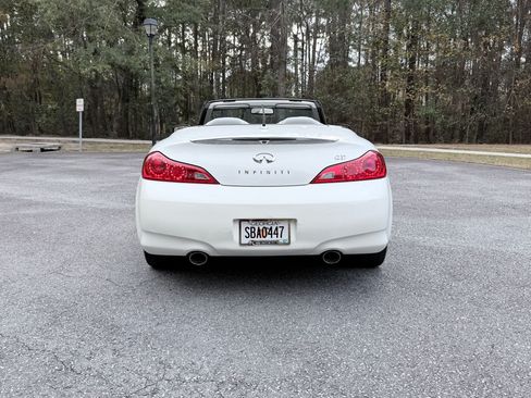 Used 2012 INFINITI G37 Convertible image 16