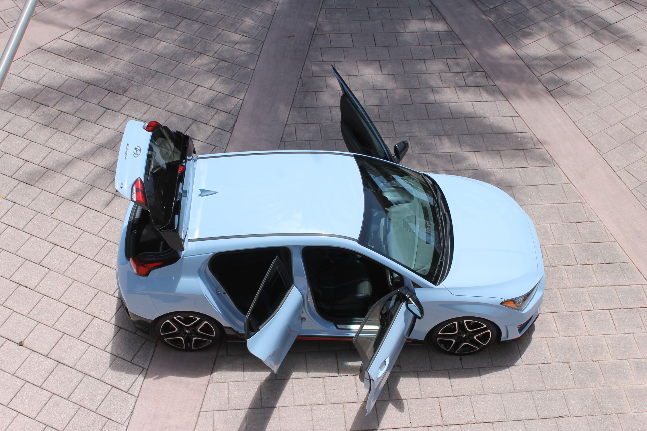 Used 2022 Hyundai Veloster N FWD image 10