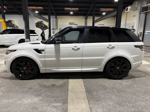 Used 2016 Land Rover Range Rover Sport Supercharged image 4
