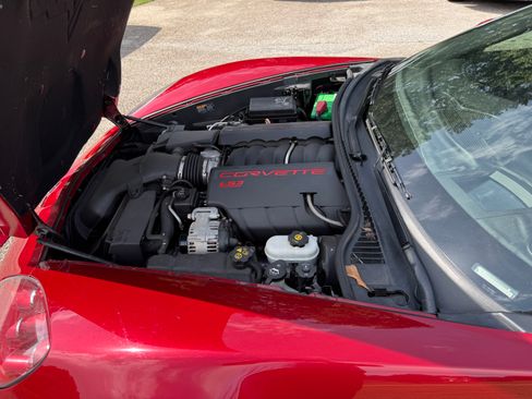 Used 2012 Chevrolet Corvette Grand Sport w/ 4LT Preferred Equipment Group RWD image 4