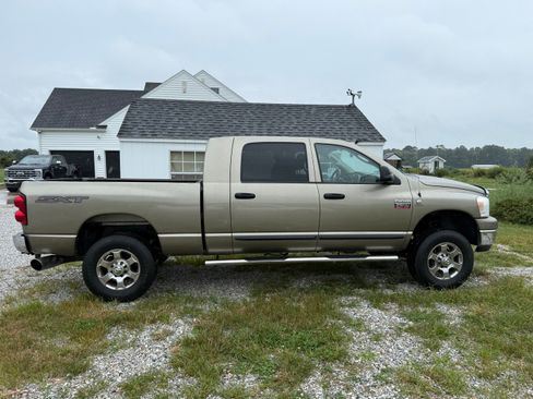 Used 2008 Dodge Ram 2500 Truck SXT w/ Popular Equipment Group image 1