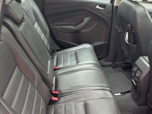 Used 2017 Ford C-MAX Energi Titanium w/ Equipment Group 501A image 10