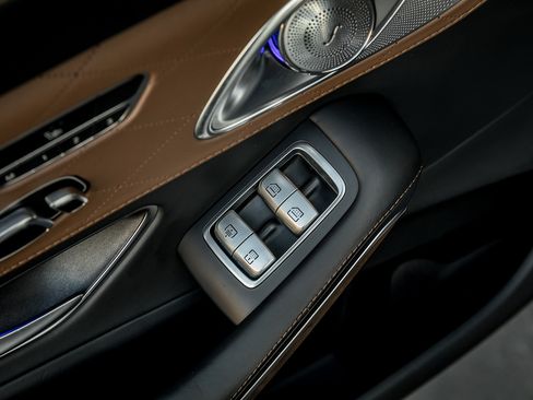 Used 2016 Mercedes-Benz Maybach S 600 image 29