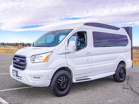 Used 2020 Ford Transit 150 Low Roof AWD w/ Exterior Upgrade Package image 5